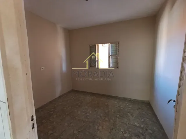 Casa com 250m² 2 quartos e 1 banheiro, para alugar, no bairro Parque dos Municípios II em Guaxupé