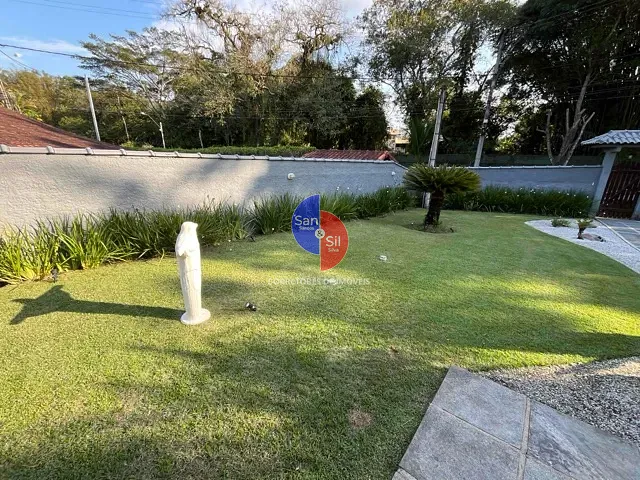 Casa com 880m² 3 quartos e 4 banheiros, à venda, no bairro Caneca Fina em Guapimirim