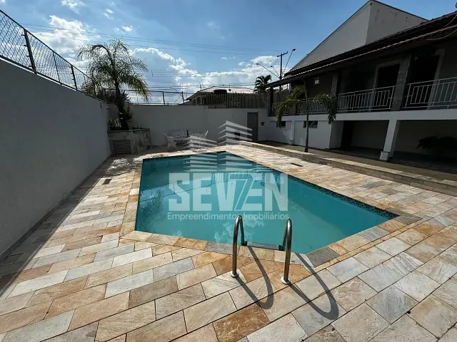 Casa com 600m² 3 quartos e 5 banheiros, à venda, no bairro Jardim Rossini em Pederneiras