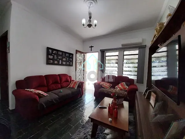 Casa com 172m² 2 quartos e 2 banheiros, à venda, no bairro Parque São Luís em Taubaté