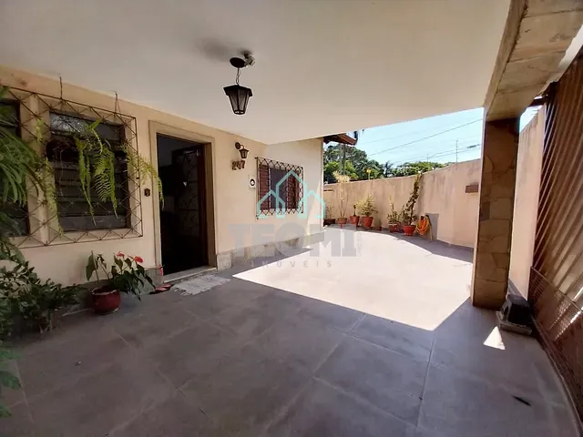Casa com 172m² 2 quartos e 2 banheiros, à venda, no bairro Parque São Luís em Taubaté