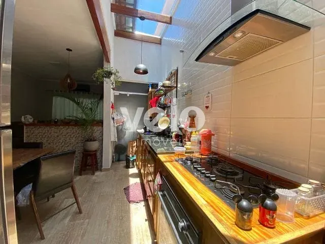 Casa com 125m² 2 quartos e 2 banheiros, à venda, no bairro Parque Urupês em Taubaté
