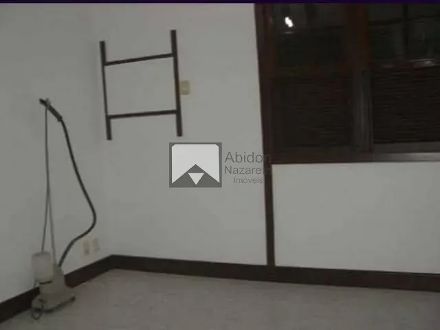 Casa com 640m² 5 quartos e 5 banheiros, à venda, no bairro Maria Paula em Niterói