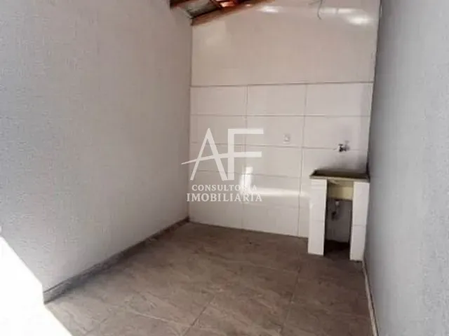 Casa com 125m² 2 quartos e 2 banheiros, à venda, no bairro Jardim Sandra Maria em Taubaté