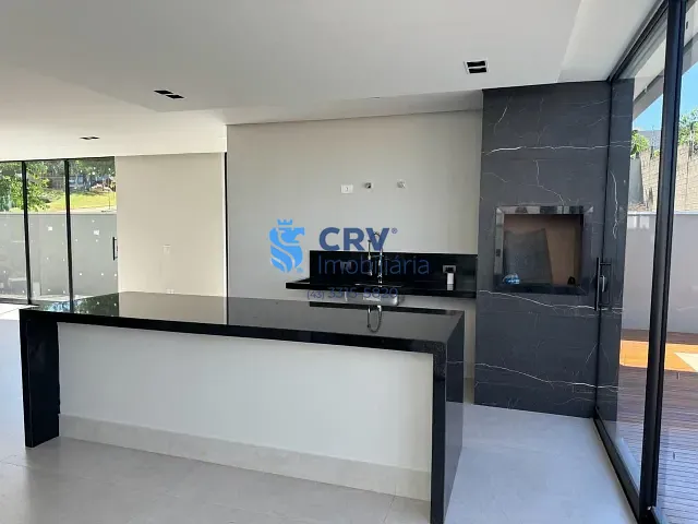 Casa com 252m² 3 quartos e 3 banheiros, à venda, no bairro JD. Acqua Ville em Londrina