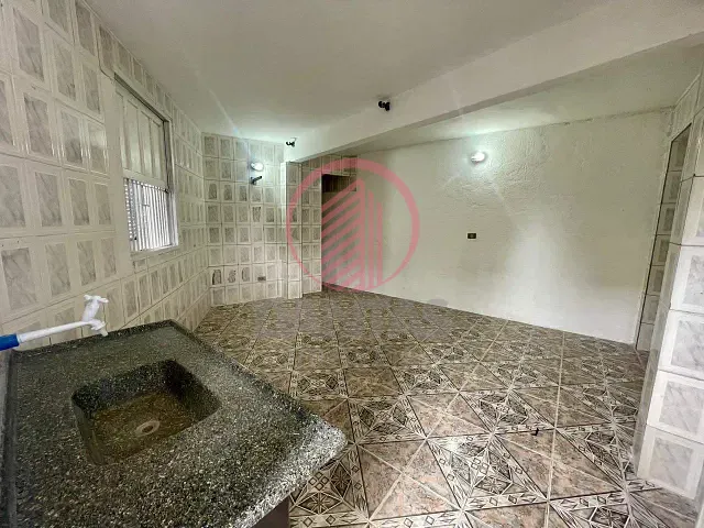 Casa 1 quarto e 1 banheiro, para alugar, no bairro Jardim D'Abril em Osasco