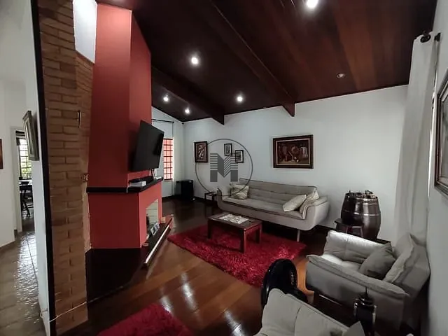 Casa com 300m² 3 quartos e 3 banheiros, à venda, no bairro Portal das Colinas em Guaratinguetá