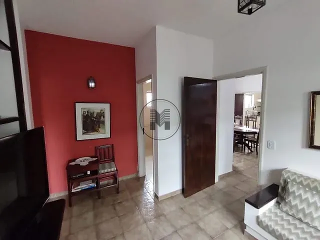 Casa com 300m² 3 quartos e 3 banheiros, à venda, no bairro Portal das Colinas em Guaratinguetá