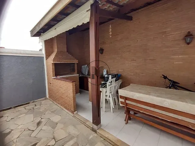 Casa com 300m² 3 quartos e 3 banheiros, à venda, no bairro Portal das Colinas em Guaratinguetá