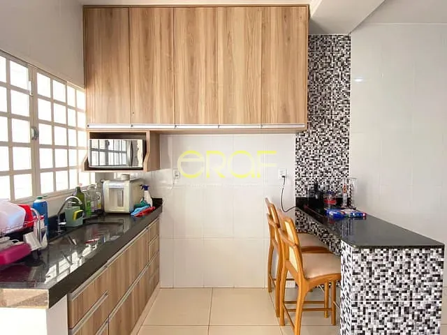 Casa com 300m² 3 quartos e 2 banheiros, à venda, no bairro Parque Laguna II em Formosa