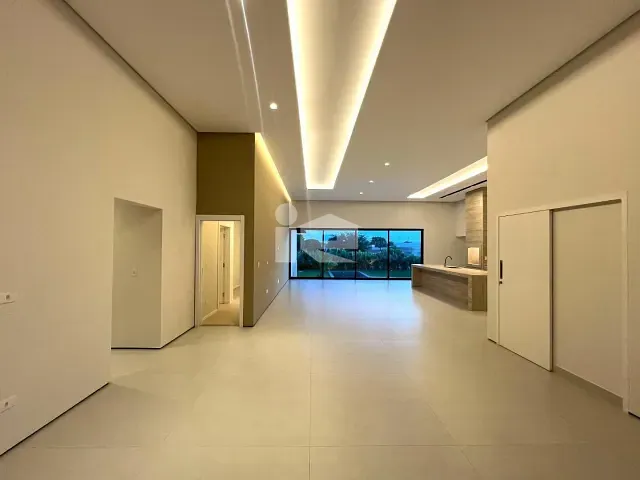 Casa com 721m² 3 quartos e 6 banheiros, à venda, no bairro Jardim Ana Eliza em Cambé