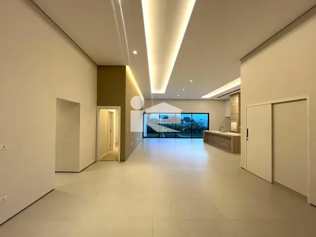 Casa com 721m² 3 quartos e 6 banheiros, à venda, no bairro Jardim Ana Eliza em Cambé