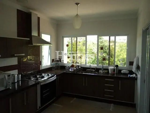 Casa com 420m² 3 quartos e 5 banheiros, à venda, no bairro Jardim Fortaleza em Paulínia