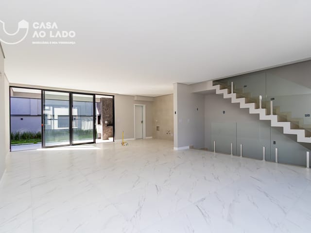 Casa 3 quartos e 4 banheiros, à venda, no bairro Bairro Alto em Curitiba