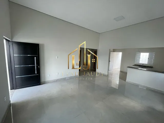 Casa com 220m² 3 quartos e 2 banheiros, à venda, no bairro Boa Esperança em Cuiabá