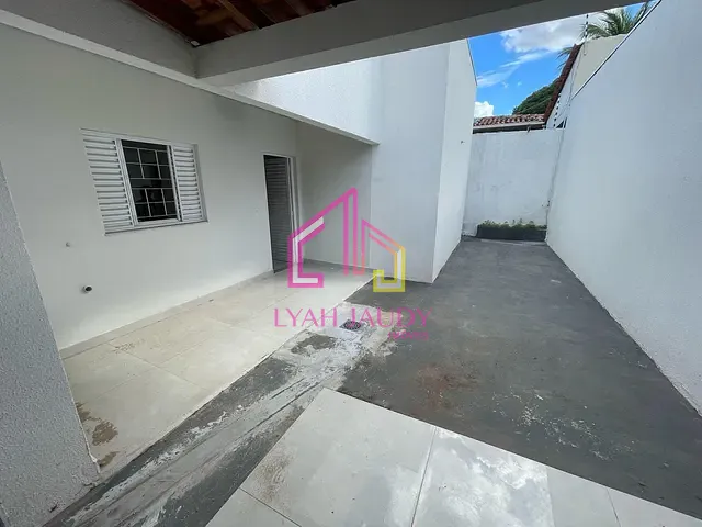 Casa com 220m² 3 quartos e 2 banheiros, à venda, no bairro Boa Esperança em Cuiabá