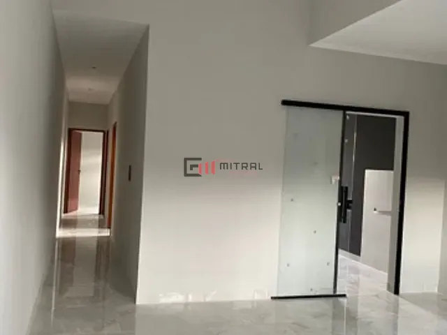 Casa 2 quartos e 1 banheiro, à venda, no bairro Residencial Vila Romana em Londrina