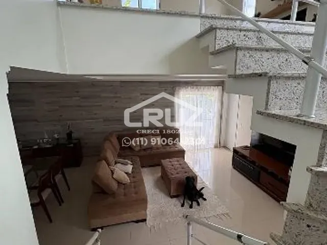Casa com 1000m² 5 quartos e 5 banheiros, à venda, no bairro Alpes de Caieiras em Caieiras