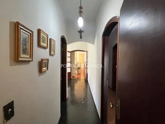 Casa à venda, no bairro Jardim Santa Rita de Cássia em Bragança Paulista