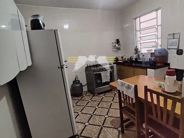 Casa com 195m² 8 quartos e 5 banheiros, à venda, no bairro Jardim Vila Formosa em São Paulo