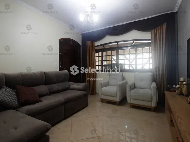 Casa com 250m² 3 quartos e 4 banheiros, à venda, no bairro Jardim Pedroso em Mauá