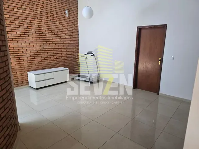 Casa com 350m², à venda, no bairro Jardim América em Bauru