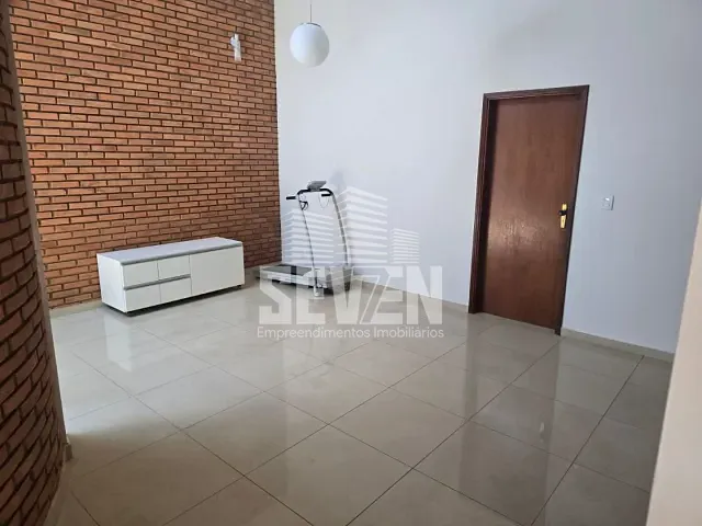 Casa com 350m², à venda, no bairro Jardim América em Bauru