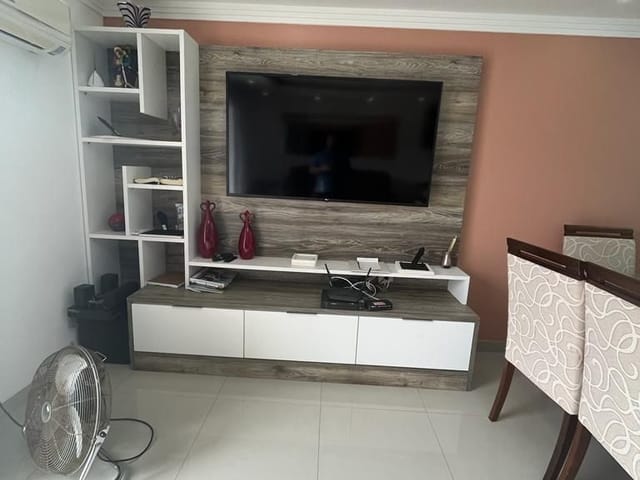 Casa com 215m² 3 quartos e 2 banheiros, à venda, no bairro Jardim Vitória em Macaé