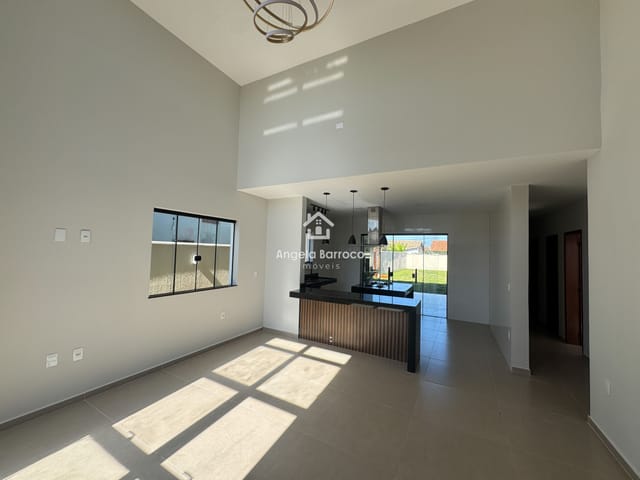Casa com 480m² 3 quartos e 2 banheiros, à venda, no bairro Jardim Atlântico Leste (Itaipuaçu) em Maricá