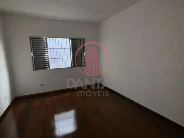 Casa 2 quartos e 2 banheiros, para alugar, no bairro Centro em Osasco