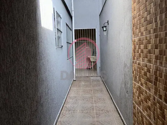 Casa 2 quartos e 2 banheiros, para alugar, no bairro Centro em Osasco