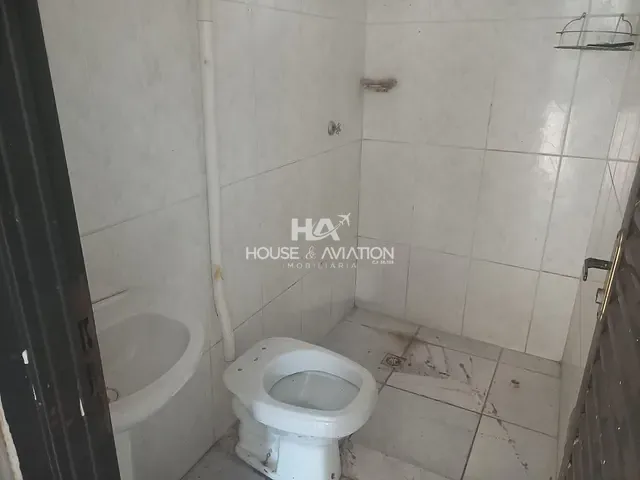 Casa com 360m² 3 quartos e 2 banheiros, à venda, no bairro Jardim Imperial em Aparecida de Goiânia