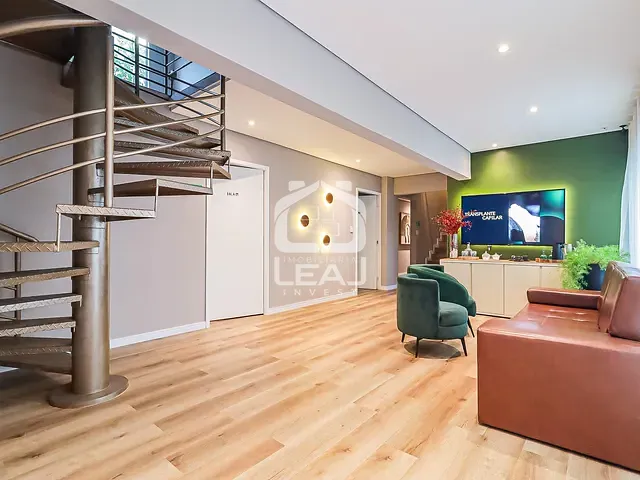 Casa à venda ou para alugar, no bairro Vila Andrade em São Paulo