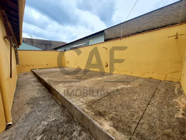 Casa com 334m² 3 quartos e 2 banheiros, à venda, no bairro Jardim Botânico em Jaguariúna