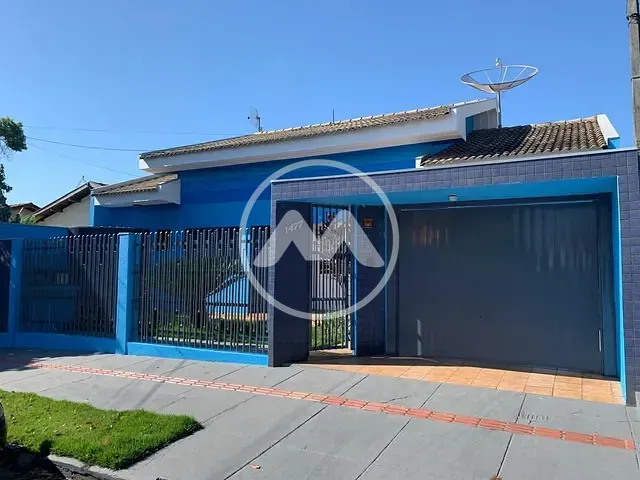 Casa com 270m² 3 quartos e 2 banheiros, para alugar, no bairro Zona 1 em Cianorte