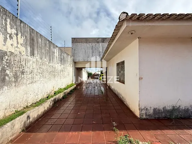 Casa 4 quartos e 3 banheiros, à venda, no bairro Jardim Vale do Sol em Apucarana