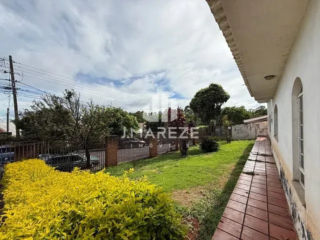 Casa 4 quartos e 3 banheiros, à venda, no bairro Jardim Vale do Sol em Apucarana