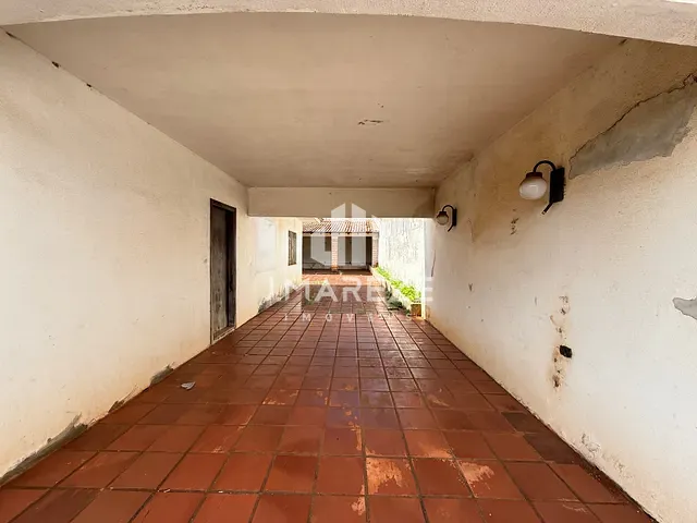 Casa 4 quartos e 3 banheiros, à venda, no bairro Jardim Vale do Sol em Apucarana