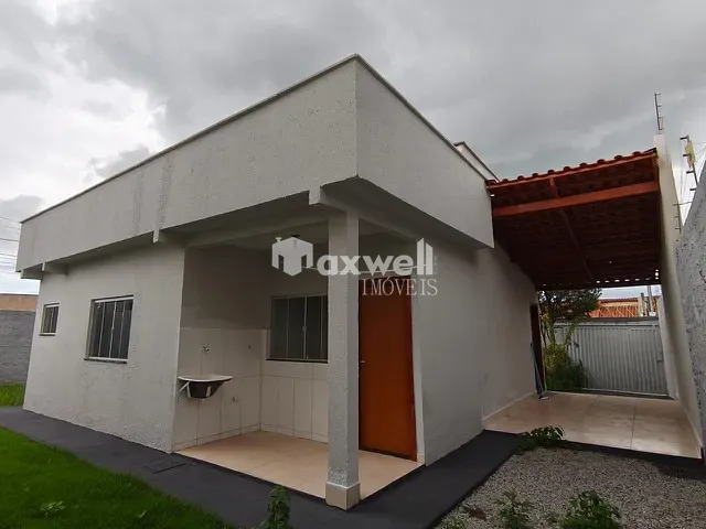 Casa com 261m² 3 quartos e 2 banheiros, à venda, no bairro Nova Olinda em Aparecida de Goiânia