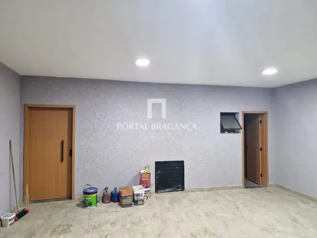 Casa com 144m² 3 quartos e 2 banheiros, à venda, no bairro Villa Verde Bragança em Bragança Paulista
