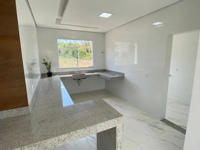 Casa com 360m² 3 quartos e 1 banheiro, à venda, no bairro Santo Antônio em Vespasiano