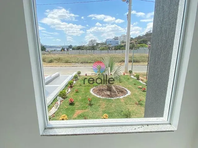 Casa com 360m² 3 quartos e 1 banheiro, à venda, no bairro Santo Antônio em Vespasiano