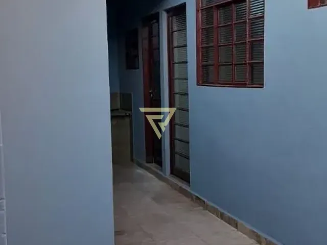 Casa com 200m² 3 quartos e 2 banheiros, à venda, no bairro Quintino Facci II em Ribeirão Preto