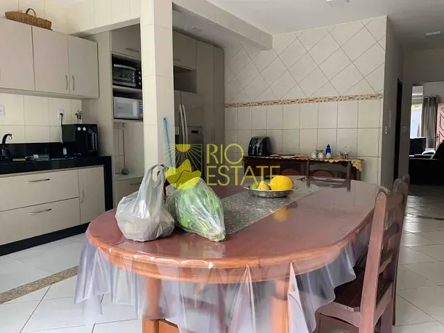 Casa com 260m² 2 quartos e 3 banheiros, à venda, no bairro Casa de Pedra em Volta Redonda