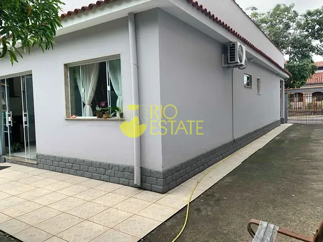 Casa com 260m² 2 quartos e 3 banheiros, à venda, no bairro Casa de Pedra em Volta Redonda