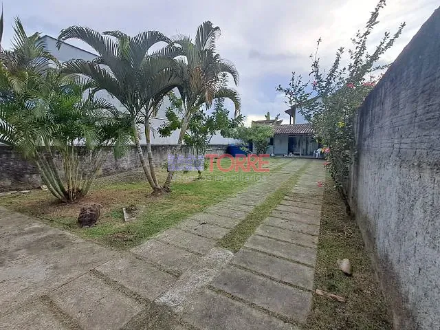 Casa com 300m² 1 quarto e 1 banheiro, à venda, no bairro Aritaguá em Ilhéus