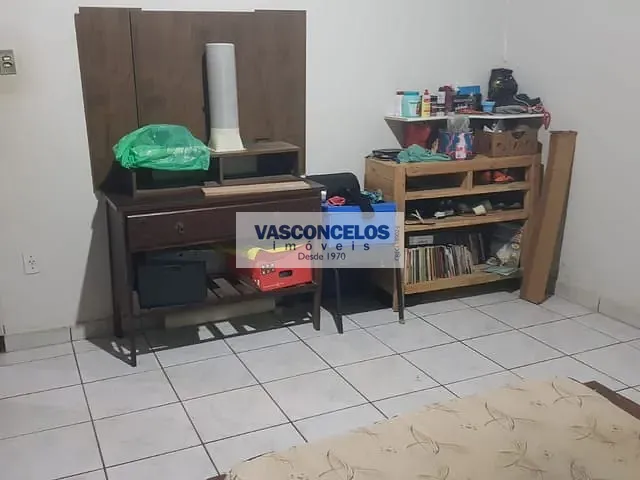 Casa com 420m² 2 quartos e 1 banheiro, à venda, no bairro Monte Castelo em São José dos Campos