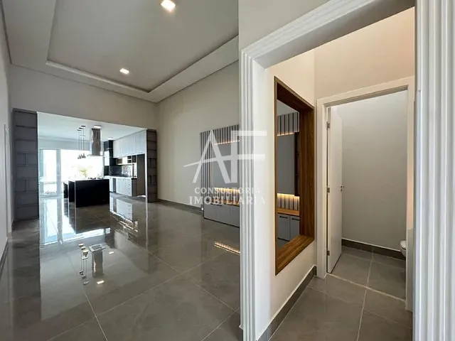 Casa com 250m² 3 quartos e 3 banheiros, à venda, no bairro Campos Do Conde em Tremembé