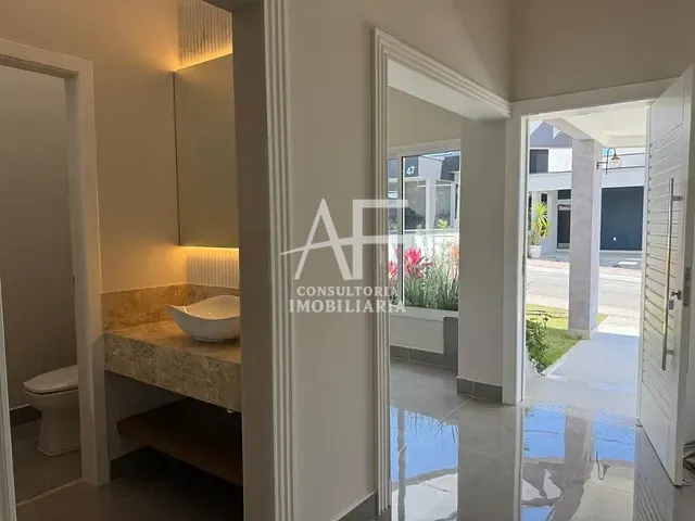 Casa com 250m² 3 quartos e 3 banheiros, à venda, no bairro Campos Do Conde em Tremembé