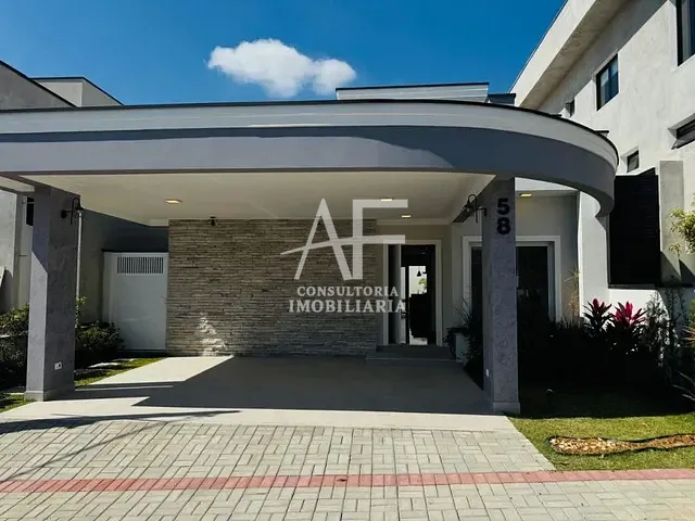 Casa com 250m² 3 quartos e 3 banheiros, à venda, no bairro Campos Do Conde em Tremembé